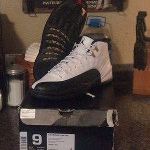 Taxi 12 ds size 9